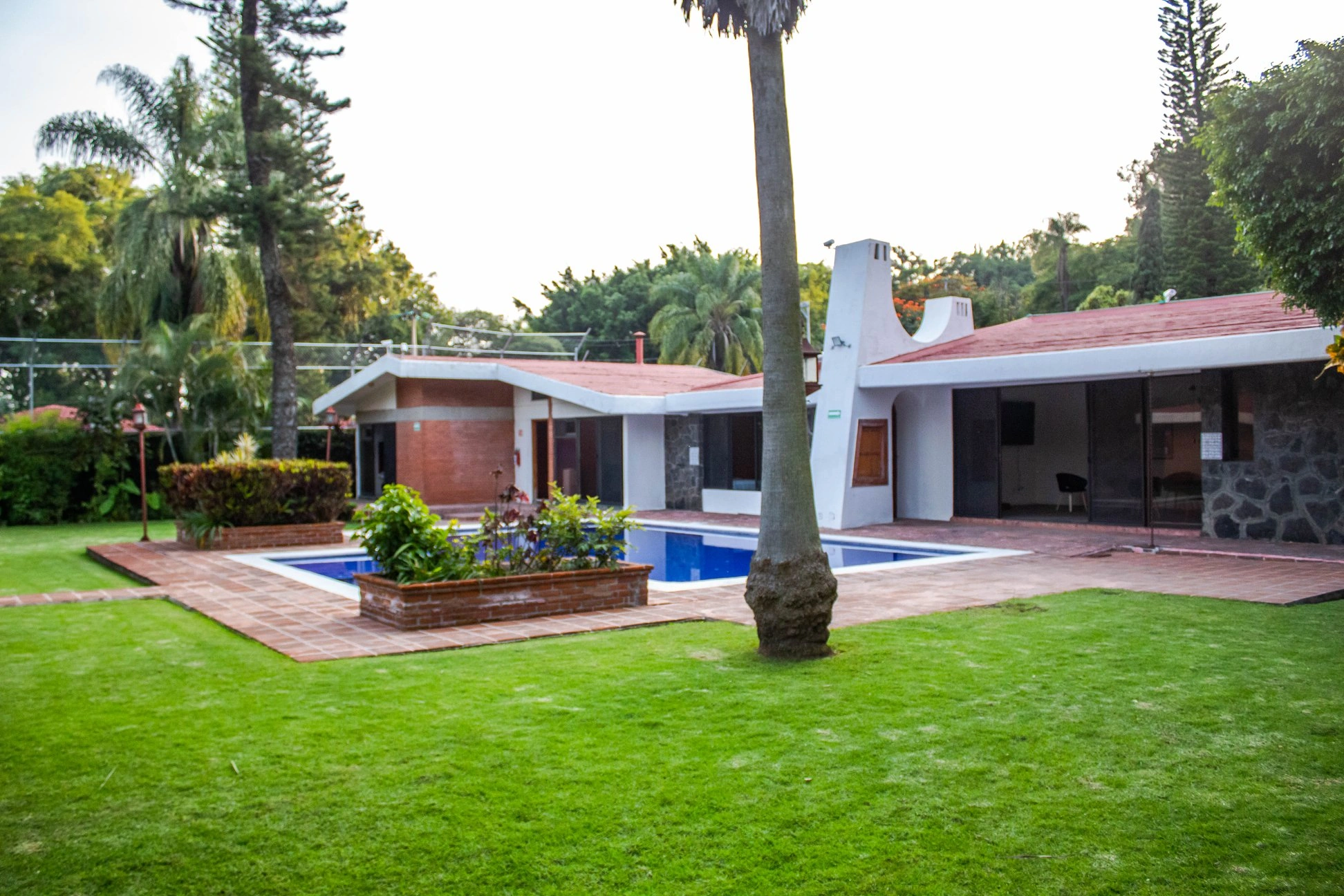 Galería Clínica Life 24